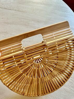 cult gaia Bamboo Arc Clutch - Natural